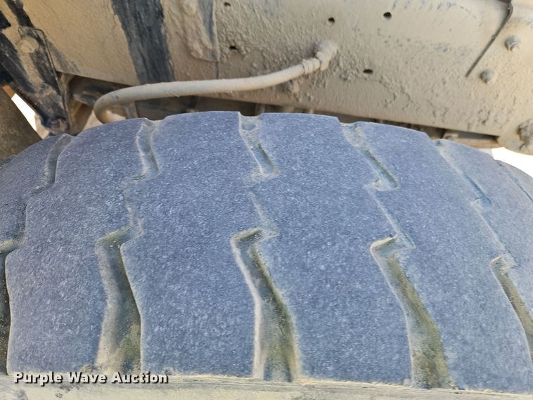 image for item DW2344 2003 Mack DM688SX dump truck