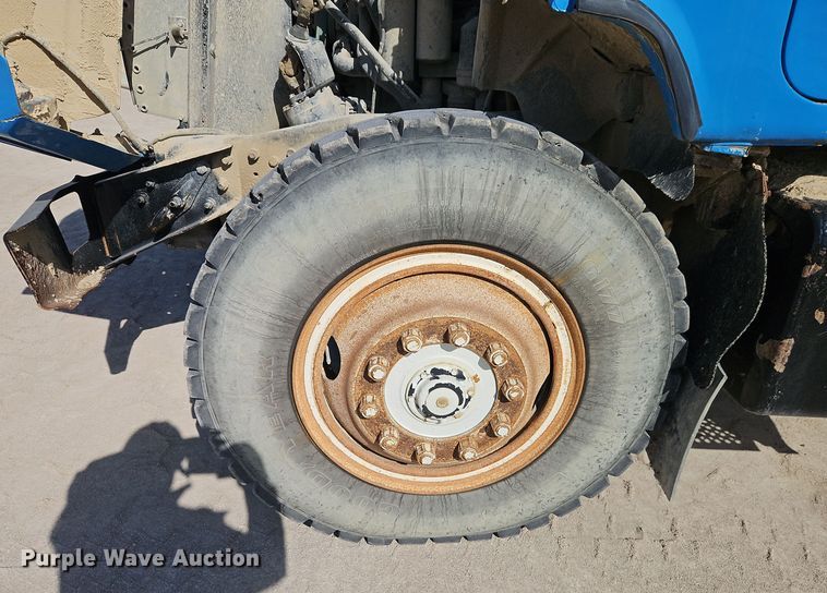 image for item DW2344 2003 Mack DM688SX dump truck