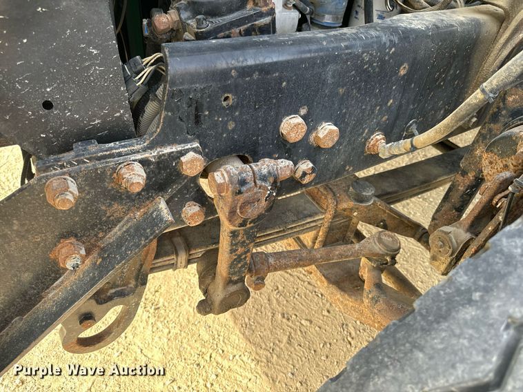 image for item DW2349 2004 Mack CV713 semi truck