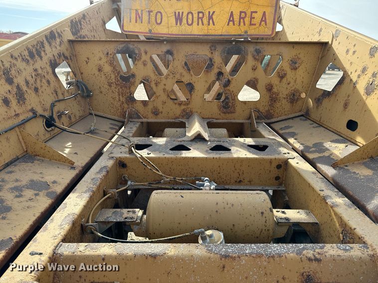 image for item DW2350 1995 Trail King TK54BDU-422 bottom dump trailer