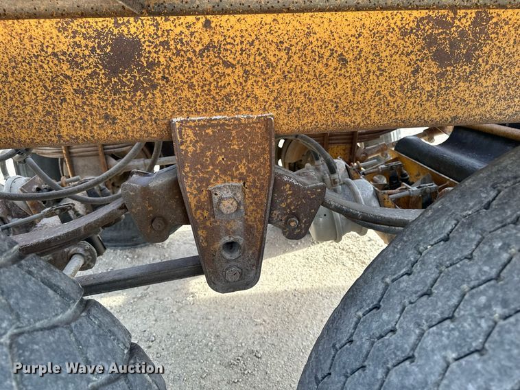 image for item DW2350 1995 Trail King TK54BDU-422 bottom dump trailer