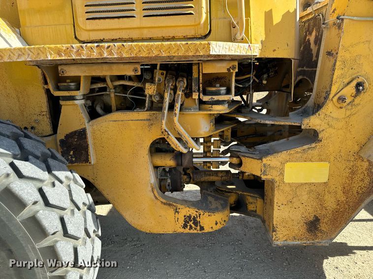 image for item DW2351 1984 Caterpillar 926 wheel loader