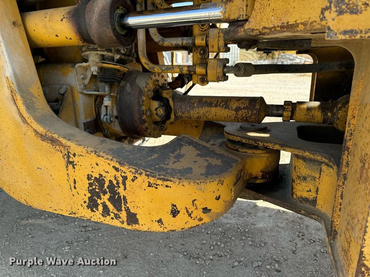 image for item DW2351 1984 Caterpillar 926 wheel loader