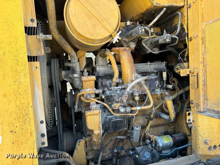image for item DW2351 1984 Caterpillar 926 wheel loader