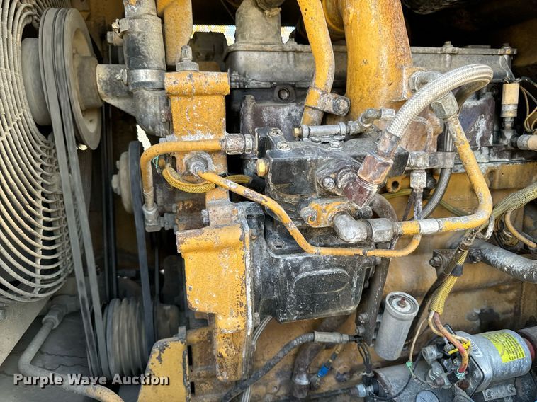 image for item DW2351 1984 Caterpillar 926 wheel loader