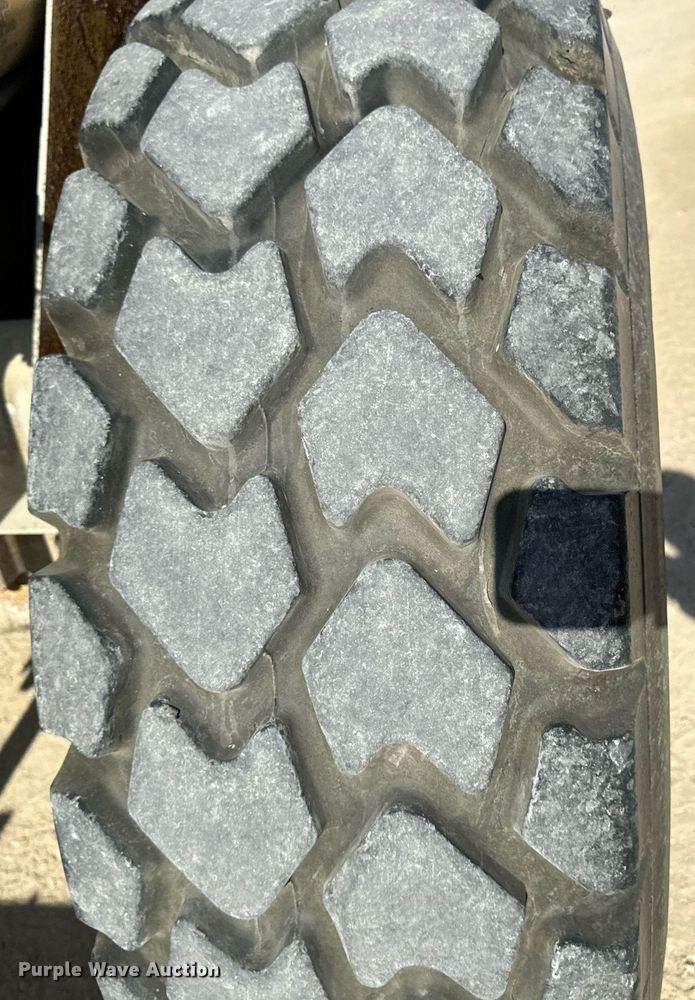 image for item DW2351 1984 Caterpillar 926 wheel loader