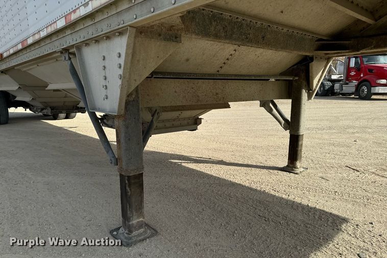 image for item DW2364 2002 Wilson DWH-400 grain trailer