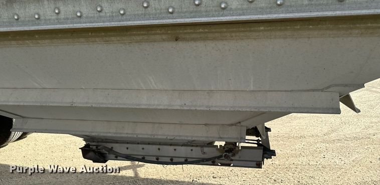 image for item DW2364 2002 Wilson DWH-400 grain trailer