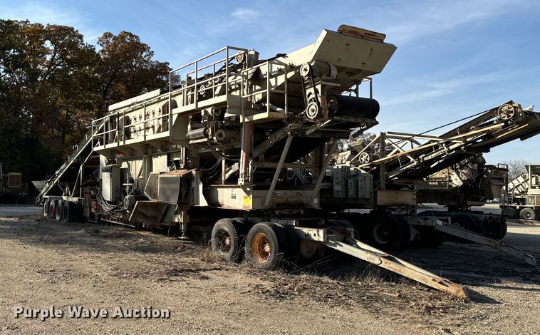 image for item DW2365 1995 CedarRapids Super 72 crusher