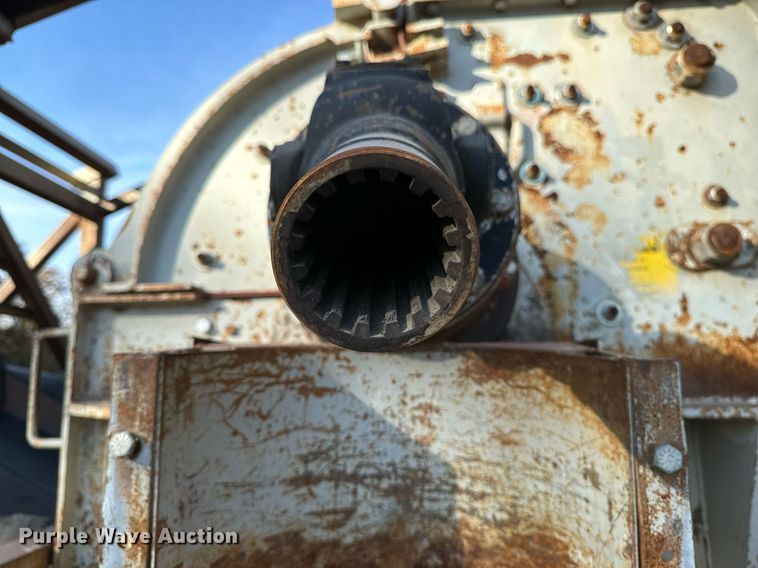 image for item DW2365 1995 CedarRapids Super 72 crusher