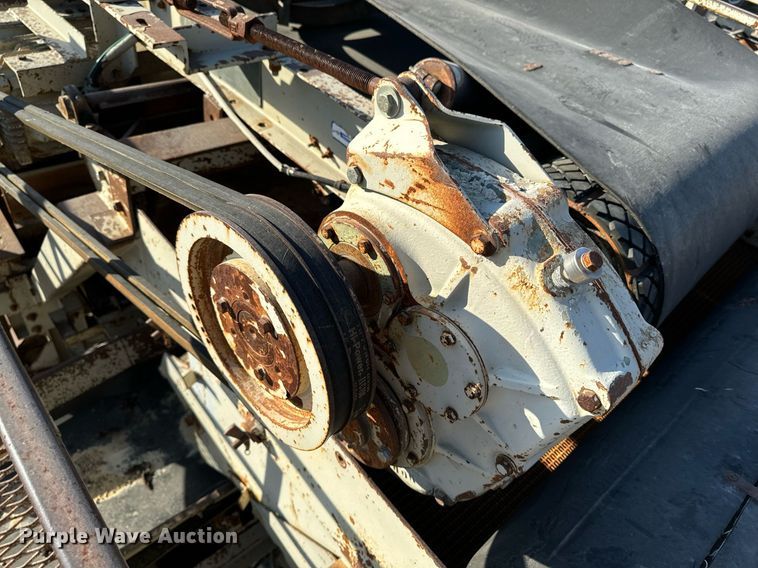 image for item DW2365 1995 CedarRapids Super 72 crusher