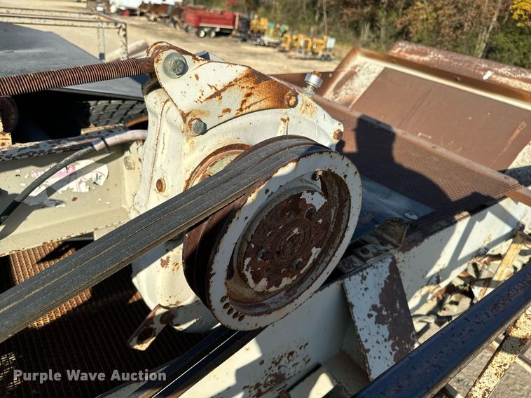 image for item DW2365 1995 CedarRapids Super 72 crusher