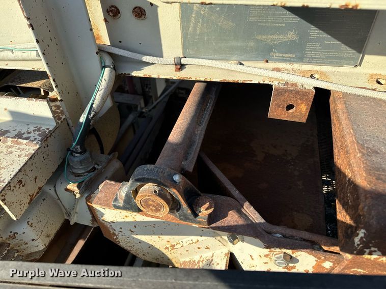 image for item DW2365 1995 CedarRapids Super 72 crusher