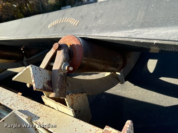 image for item DW2365 1995 CedarRapids Super 72 crusher