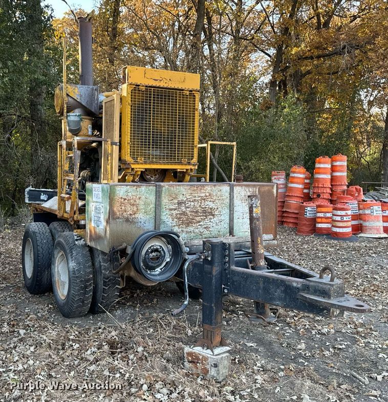 image for item DW2366 1975 Caterpillar D353 power unit