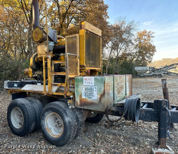 image for item DW2366 1975 Caterpillar D353 power unit