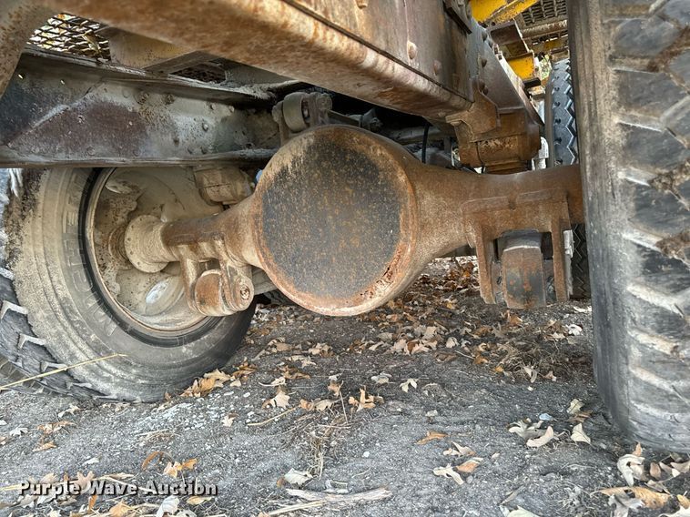 image for item DW2366 1975 Caterpillar D353 power unit