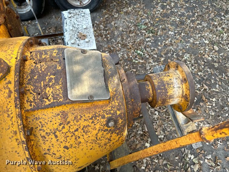 image for item DW2366 1975 Caterpillar D353 power unit