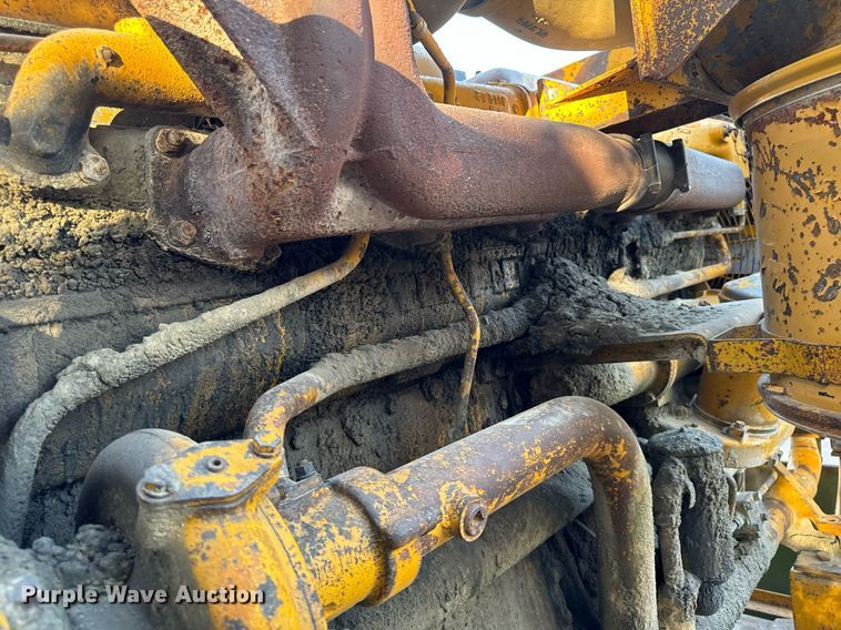 image for item DW2366 1975 Caterpillar D353 power unit