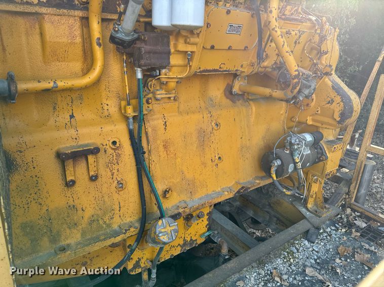 image for item DW2366 1975 Caterpillar D353 power unit