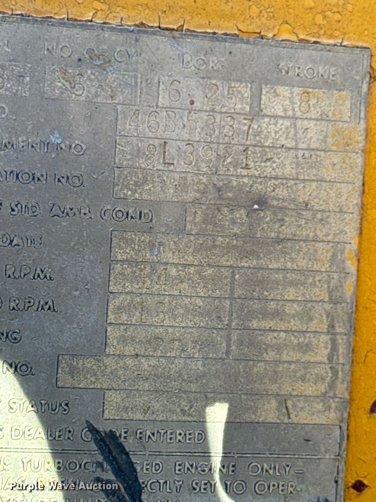 image for item DW2366 1975 Caterpillar D353 power unit