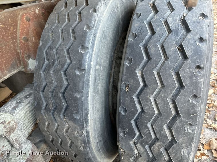 image for item DW2366 1975 Caterpillar D353 power unit