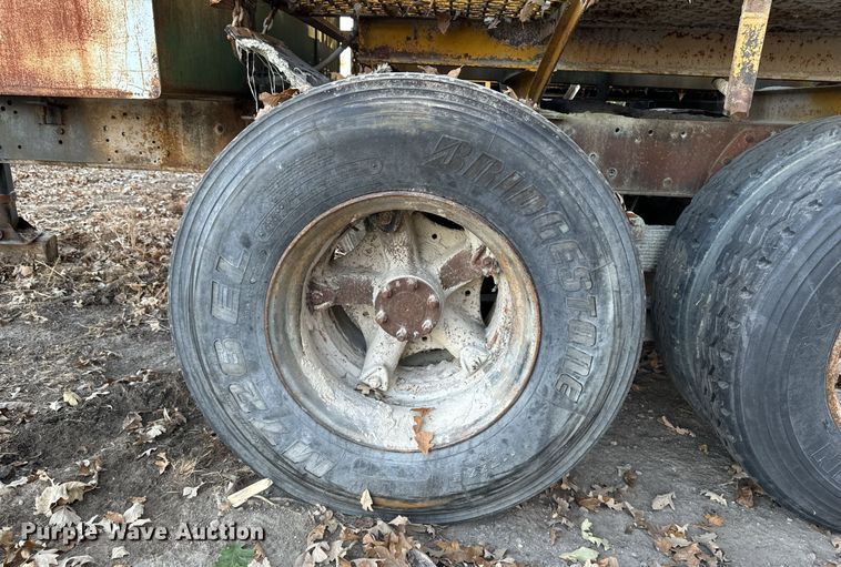 image for item DW2366 1975 Caterpillar D353 power unit