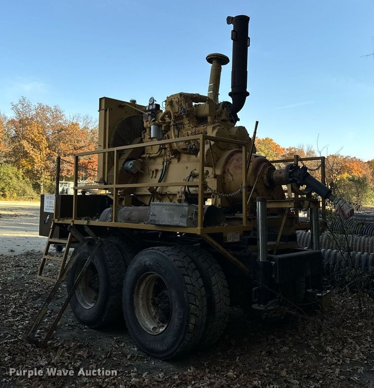 image for item DW2367 1981 Caterpillar D353 power unit