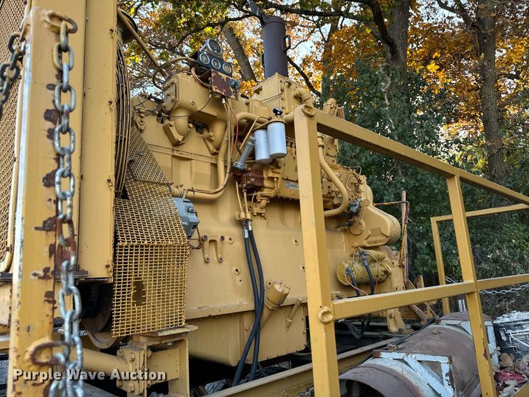 image for item DW2367 1981 Caterpillar D353 power unit