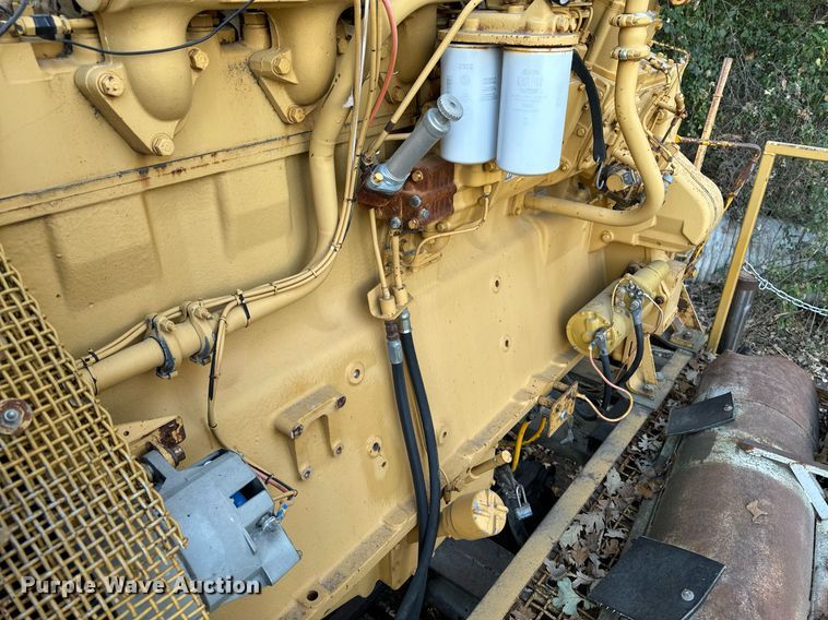 image for item DW2367 1981 Caterpillar D353 power unit