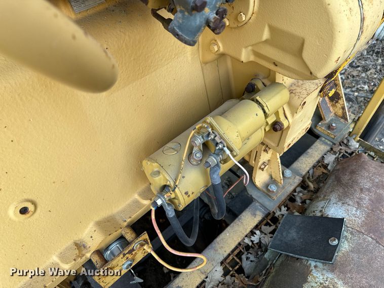 image for item DW2367 1981 Caterpillar D353 power unit