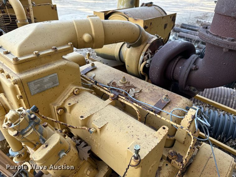 image for item DW2367 1981 Caterpillar D353 power unit