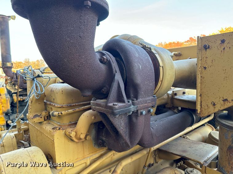 image for item DW2367 1981 Caterpillar D353 power unit