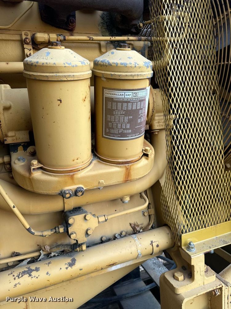 image for item DW2367 1981 Caterpillar D353 power unit