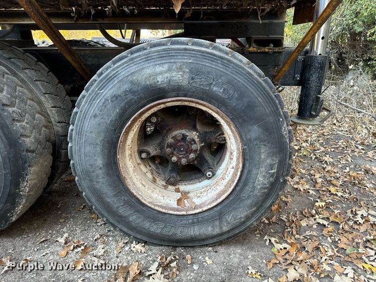 image for item DW2367 1981 Caterpillar D353 power unit