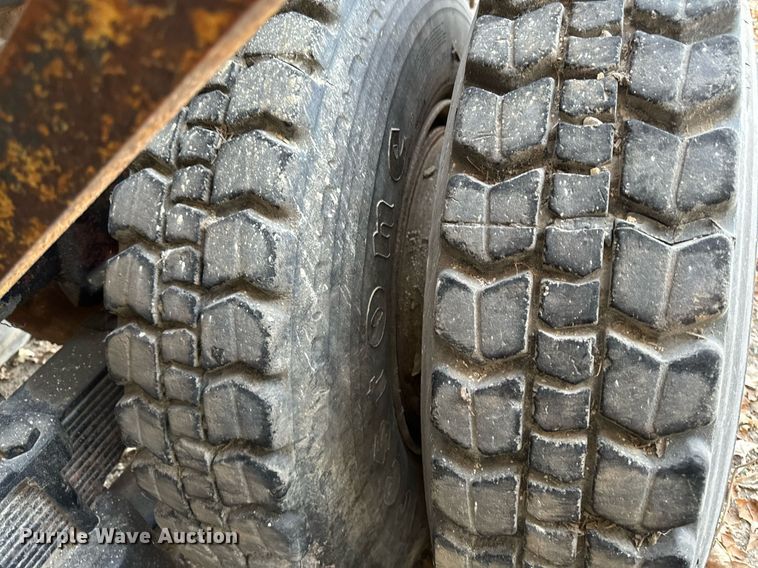 image for item DW2367 1981 Caterpillar D353 power unit