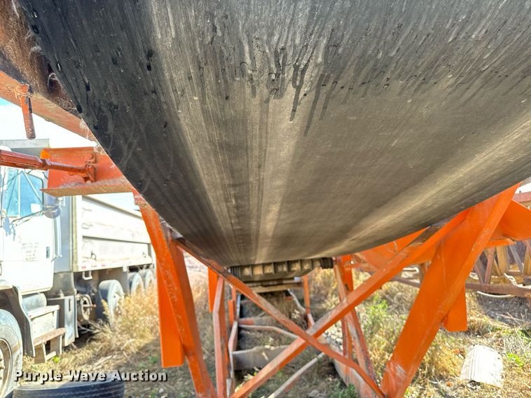 image for item DW2368 Eagle Jumbo 1400 horizontal impact crusher