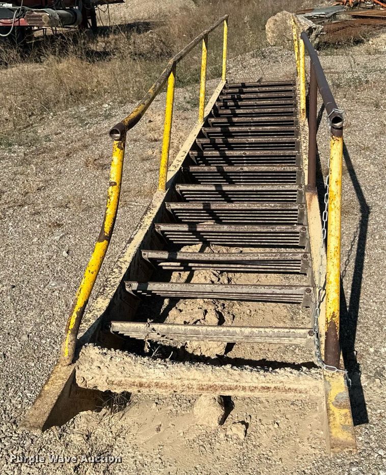 image for item DW2368 Eagle Jumbo 1400 horizontal impact crusher