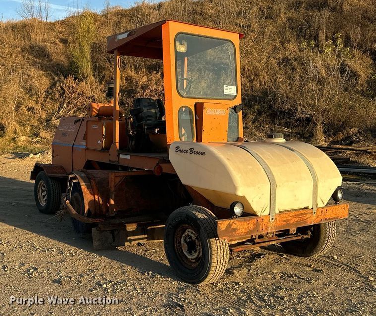 image for item DW2371 Broce Broom RJ300 broom