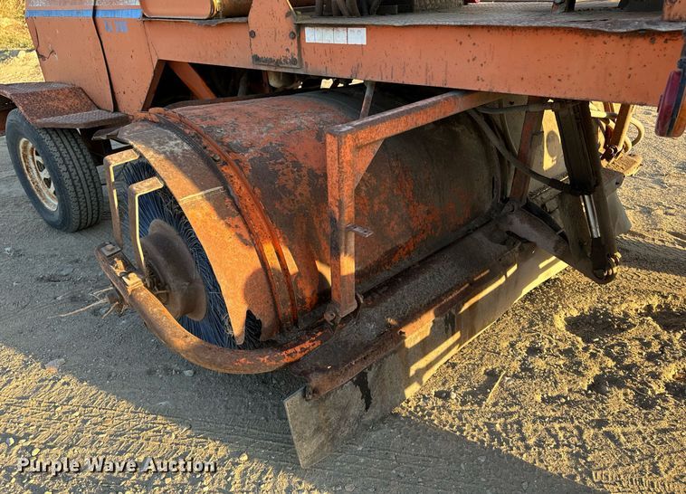 image for item DW2371 Broce Broom RJ300 broom