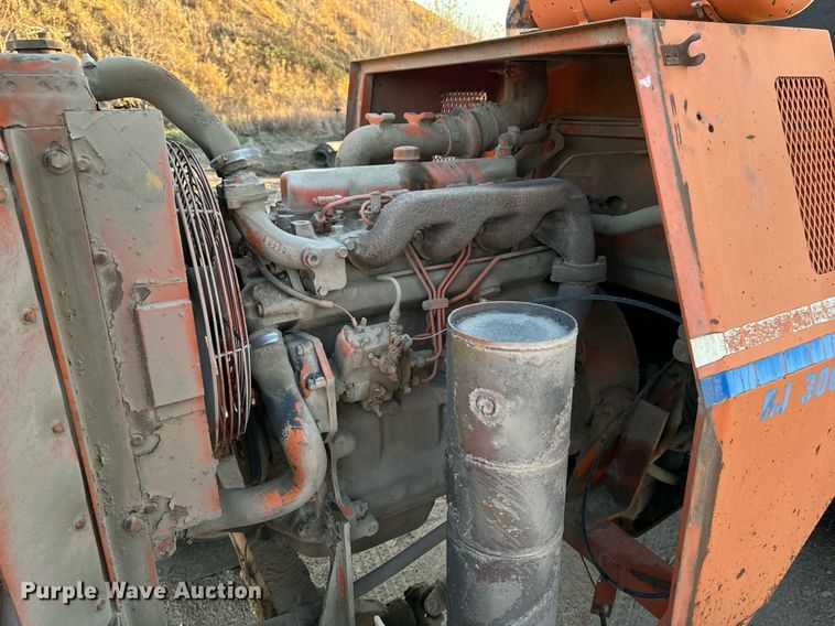 image for item DW2371 Broce Broom RJ300 broom