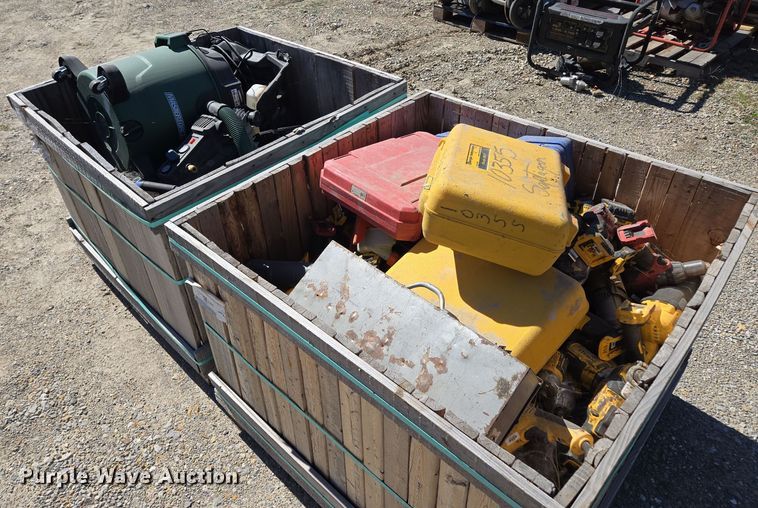 image for item DW2504 Power tools