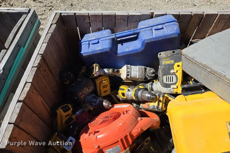 image for item DW2504 Power tools