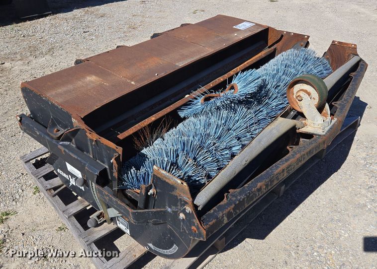 image for item DW2506 Bradco Power Sweep  skid steer sweeper