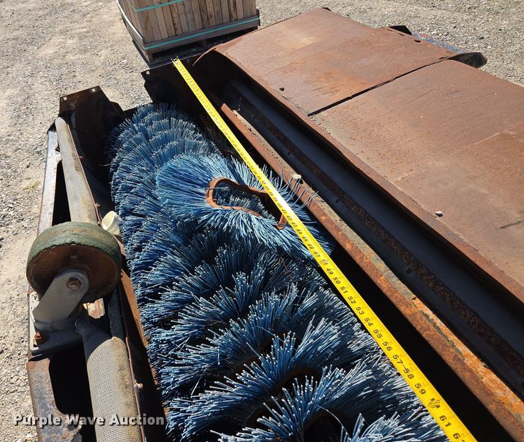 image for item DW2506 Bradco Power Sweep  skid steer sweeper