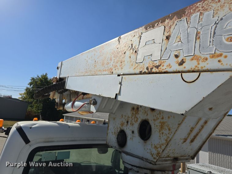 image for item DW3813 2005 Freightliner Busings Class M2 bucket truck