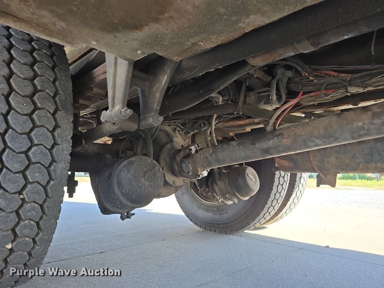 image for item DW3813 2005 Freightliner Busings Class M2 bucket truck