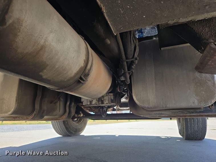 image for item DW3813 2005 Freightliner Busings Class M2 bucket truck