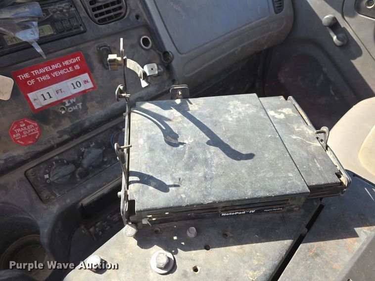 image for item DW3813 2005 Freightliner Busings Class M2 bucket truck