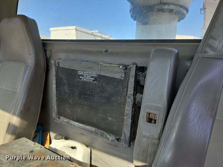 image for item DW3813 2005 Freightliner Busings Class M2 bucket truck